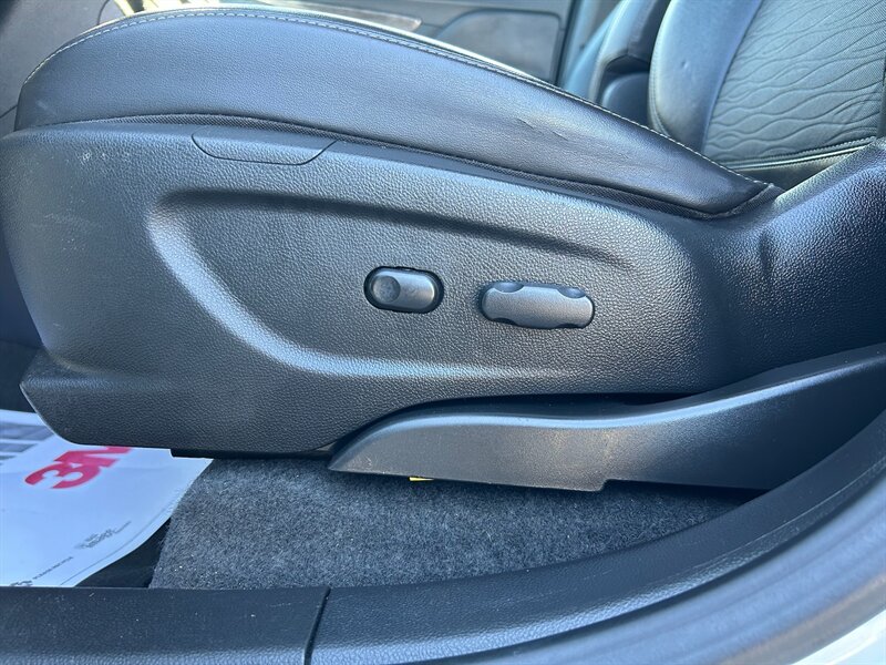2015 Buick Encore Convenience photo 6