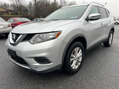 2016 Nissan Rogue SV   - Photo 8 - Jonestown, PA 17038