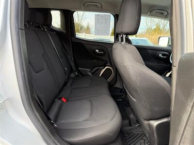 2017 Jeep Renegade Latitude   - Photo 15 - Jonestown, PA 17038