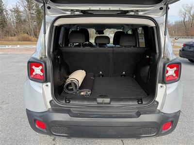 2017 Jeep Renegade Latitude   - Photo 13 - Jonestown, PA 17038