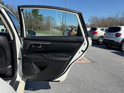 2016 Nissan Altima 2.5   - Photo 14 - Jonestown, PA 17038