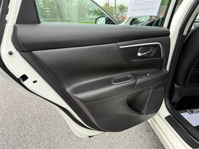 2016 Nissan Altima 2.5 - Photo 10 - Jonestown, PA 17038