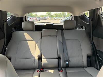2016 Hyundai Santa Fe 2.4L - Photo 21 - Jonestown, PA 17038
