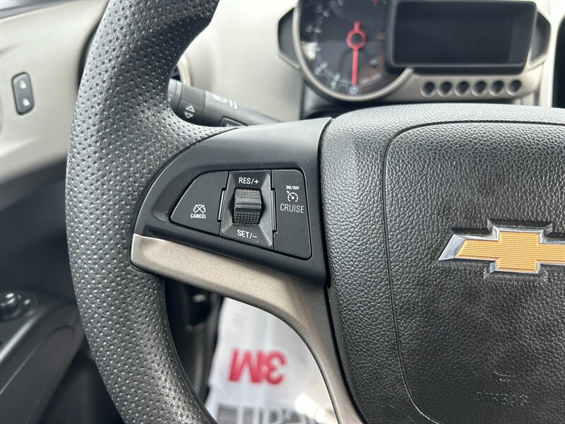 2016 Chevrolet Sonic LT photo 22