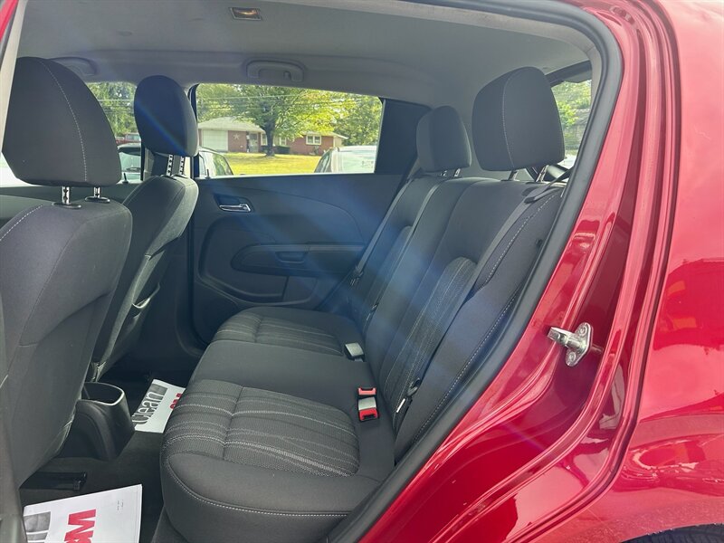 2016 Chevrolet Sonic LT photo 10