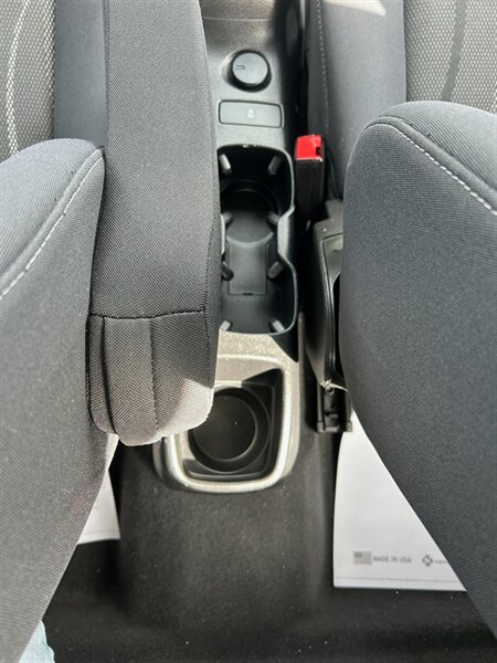 2016 Chevrolet Sonic LT photo 8