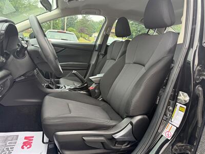 2017 Subaru Impreza 2.0i   - Photo 6 - Jonestown, PA 17038