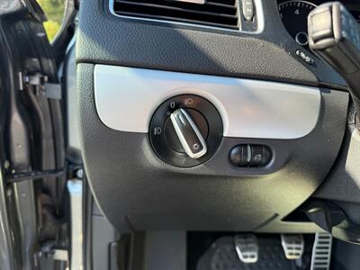 2012 Volkswagen Jetta GLI PZEV   - Photo 22 - Jonestown, PA 17038
