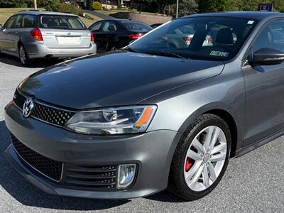 2012 Volkswagen Jetta GLI PZEV   - Photo 2 - Jonestown, PA 17038