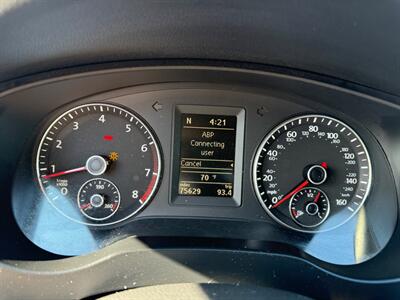 2012 Volkswagen Jetta GLI PZEV   - Photo 25 - Jonestown, PA 17038