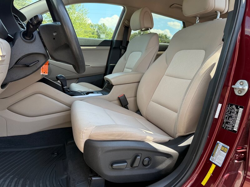 2016 Hyundai TUCSON SE   - Photo 15 - Jonestown, PA 17038