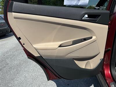 2016 Hyundai TUCSON SE   - Photo 10 - Jonestown, PA 17038