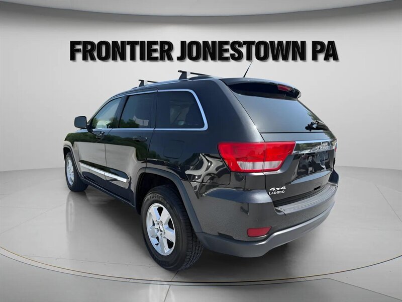 2013 Jeep Grand Cherokee Laredo - Photo 7 - Jonestown, PA 17038