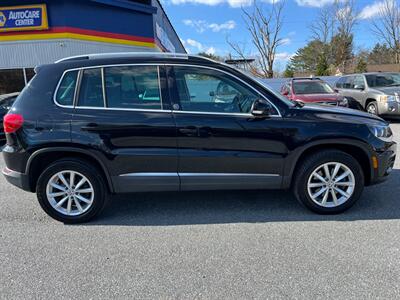 2017 Volkswagen Tiguan 2.0T Wolfsburg Edition 4M   - Photo 8 - Jonestown, PA 17038