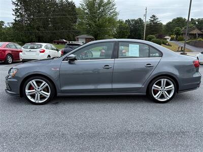 2017 Volkswagen Jetta 2.0T GLI   - Photo 2 - Jonestown, PA 17038