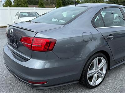 2017 Volkswagen Jetta 2.0T GLI   - Photo 9 - Jonestown, PA 17038