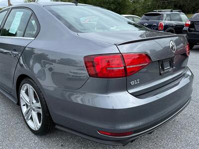 2017 Volkswagen Jetta 2.0T GLI   - Photo 8 - Jonestown, PA 17038