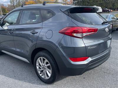 2017 Hyundai TUCSON SE Plus   - Photo 2 - Jonestown, PA 17038