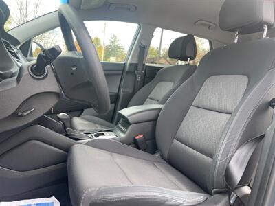 2017 Hyundai TUCSON SE Plus   - Photo 10 - Jonestown, PA 17038