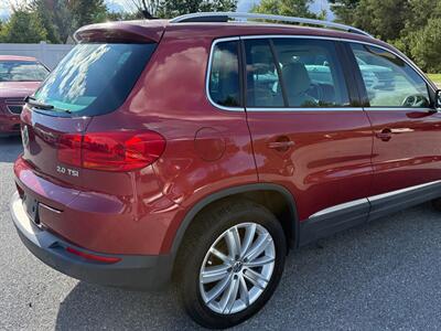 2012 Volkswagen Tiguan SE   - Photo 4 - Jonestown, PA 17038