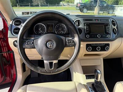 2012 Volkswagen Tiguan SE   - Photo 15 - Jonestown, PA 17038