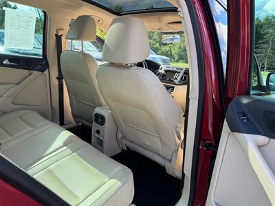 2012 Volkswagen Tiguan SE   - Photo 13 - Jonestown, PA 17038