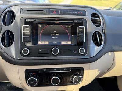 2012 Volkswagen Tiguan SE   - Photo 23 - Jonestown, PA 17038