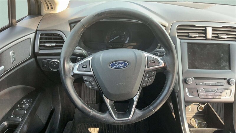 2018 Ford Fusion SE - Photo 9 - Jonestown, PA 17038