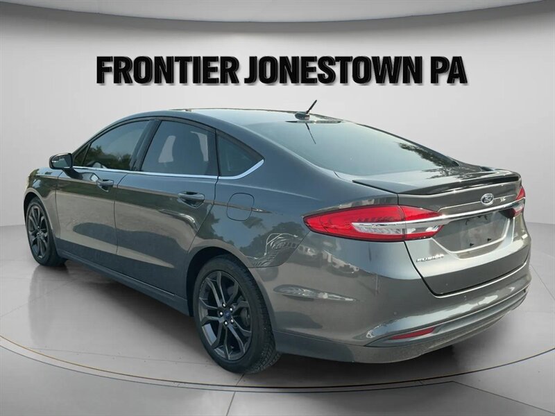 2018 Ford Fusion SE - Photo 5 - Jonestown, PA 17038