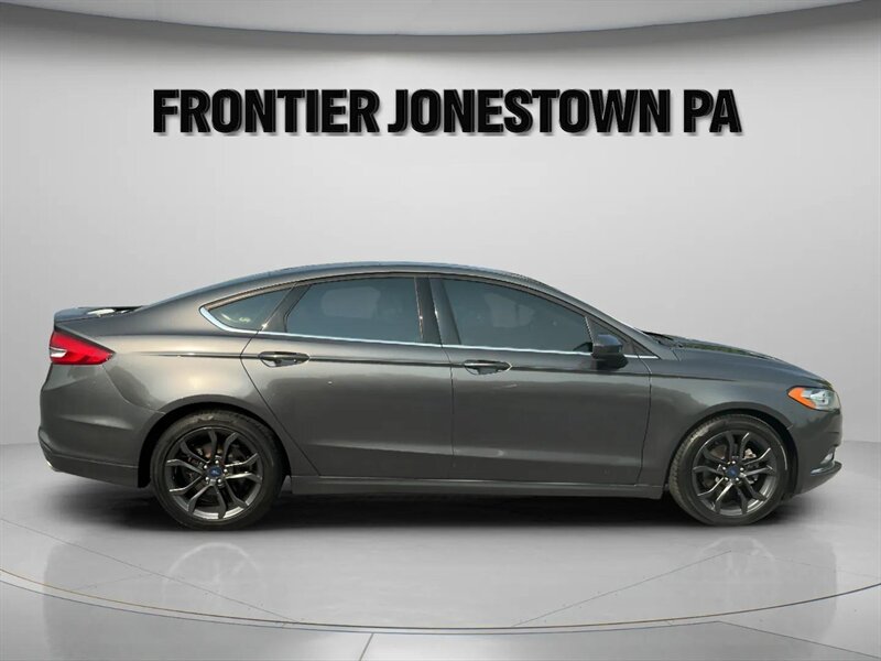 2018 Ford Fusion SE - Photo 3 - Jonestown, PA 17038