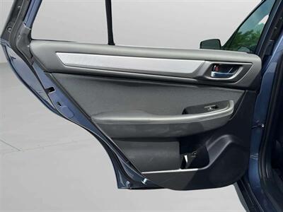 2017 Subaru Outback 2.5i Premium - Photo 12 - Jonestown, PA 17038