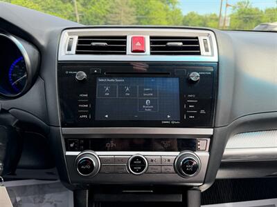 2017 Subaru Outback 2.5i Premium   - Photo 17 - Jonestown, PA 17038