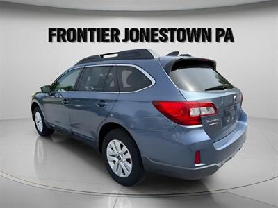 2017 Subaru Outback 2.5i Premium - Photo 7 - Jonestown, PA 17038