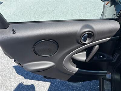 2012 MINI Cooper Countryman   - Photo 15 - Jonestown, PA 17038