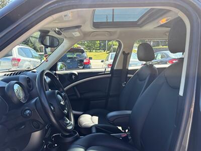 2012 MINI Cooper Countryman   - Photo 14 - Jonestown, PA 17038