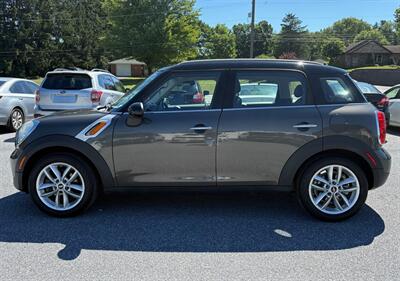 2012 MINI Cooper Countryman   - Photo 1 - Jonestown, PA 17038