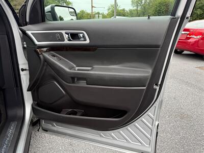 2011 Ford Explorer Limited   - Photo 23 - Jonestown, PA 17038