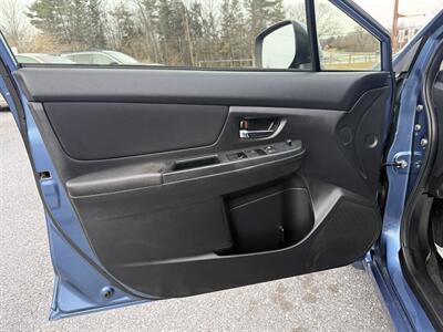 2014 Subaru Impreza 2.0i Premium   - Photo 10 - Jonestown, PA 17038