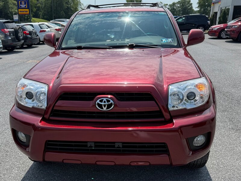 2006 Toyota 4Runner Limited Sport photo 2