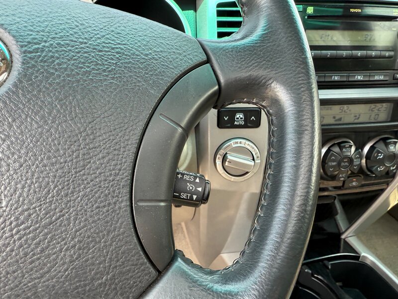 2006 Toyota 4Runner Limited Sport photo 21