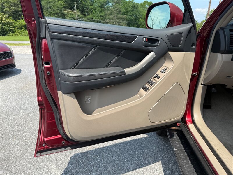 2006 Toyota 4Runner Limited Sport photo 6
