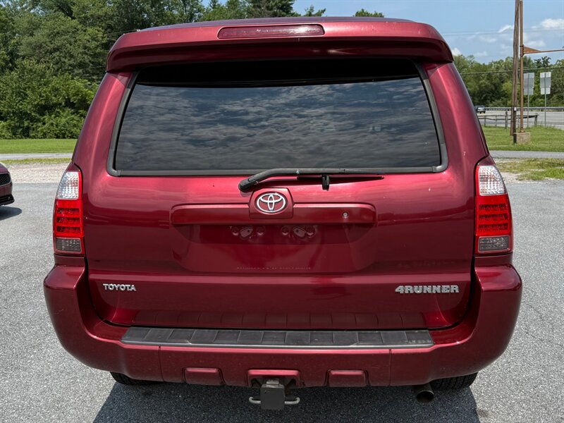 2006 Toyota 4Runner Limited Sport photo 8