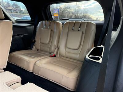 2016 Ford Explorer XLT   - Photo 12 - Jonestown, PA 17038