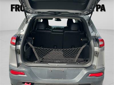 2015 Jeep Cherokee Trailhawk   - Photo 16 - Jonestown, PA 17038