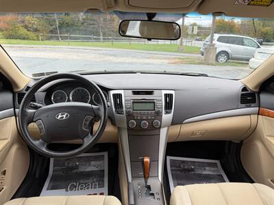 2009 Hyundai SONATA GLS V6   - Photo 14 - Jonestown, PA 17038