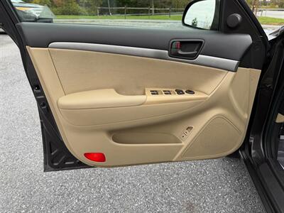 2009 Hyundai SONATA GLS V6   - Photo 4 - Jonestown, PA 17038