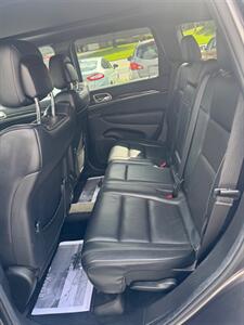 2014 Jeep Grand Cherokee Overland   - Photo 13 - Jonestown, PA 17038