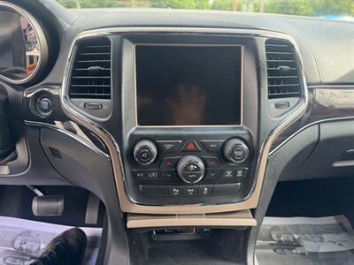 2014 Jeep Grand Cherokee Overland   - Photo 9 - Jonestown, PA 17038