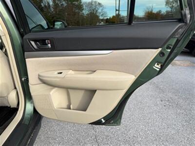 2013 Subaru Outback 2.5i Premium   - Photo 16 - Jonestown, PA 17038