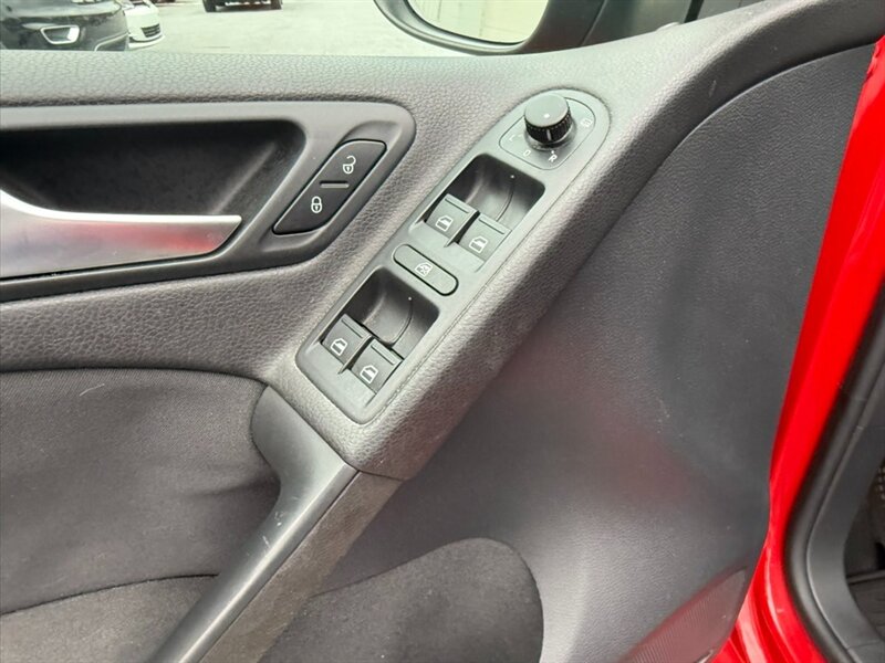 2013 Volkswagen Golf TDI - Photo 6 - Jonestown, PA 17038